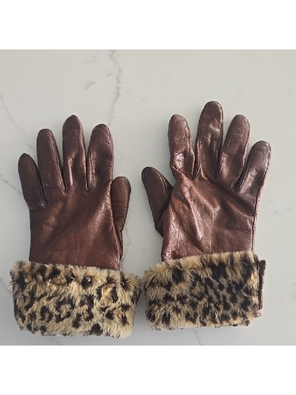 Isotoner Cashmere Lined Brown Leather Gloves with Faux Fur Cuff